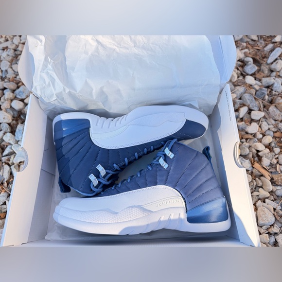Nike Men's Air Jordan 12 Retro Indigo 130690-404 shoes size 10 New with Box